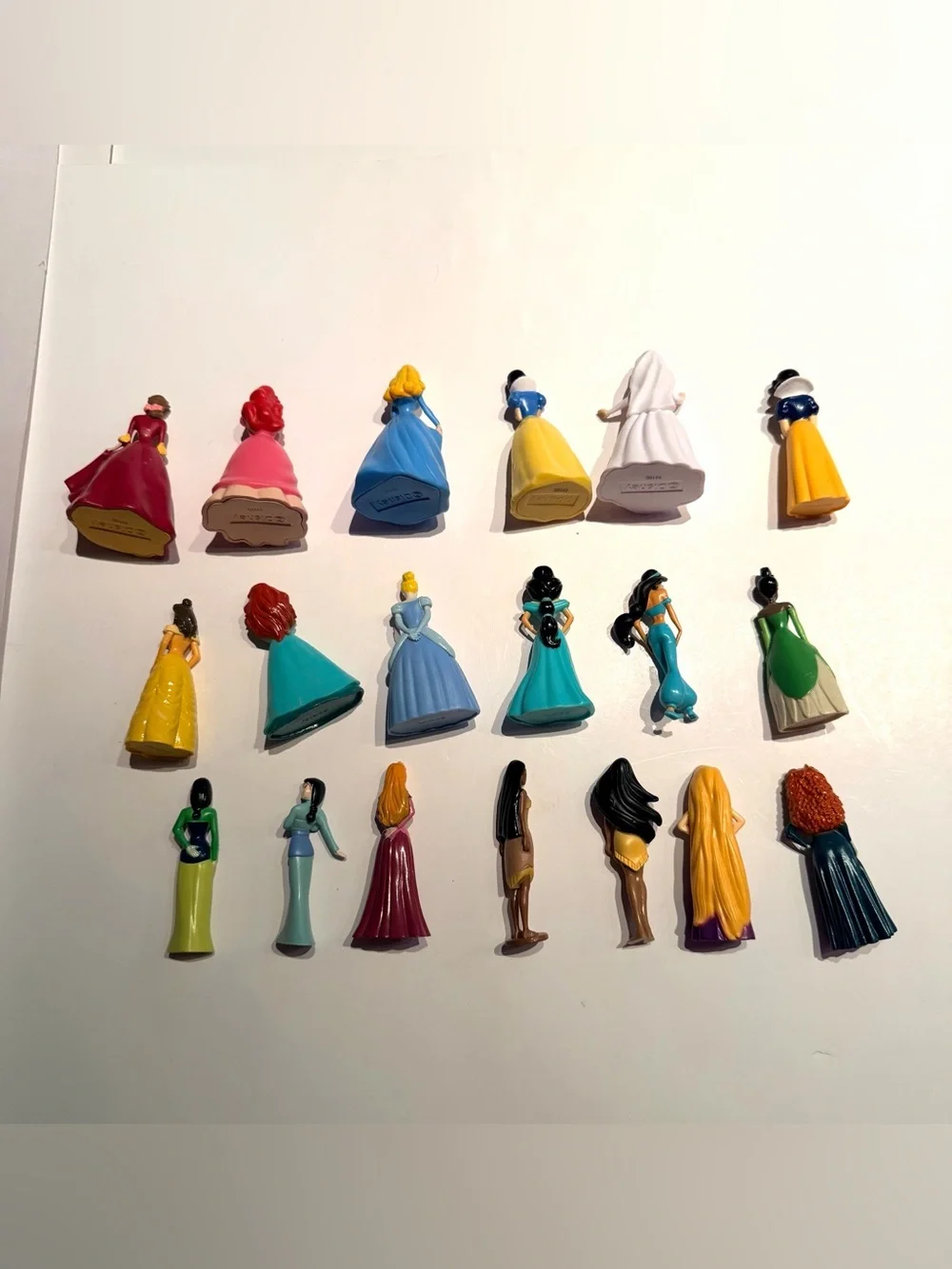 19 Disney Princess Figurines Cake Toppers
